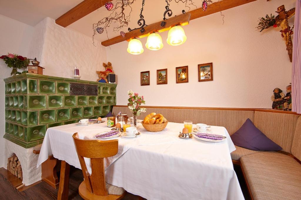 Gaestehaus Alpina Bad Kohlgrub Extérieur photo